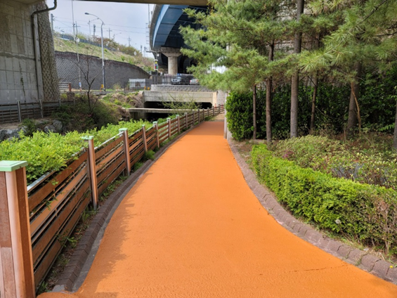 구리 아름마을공원.png